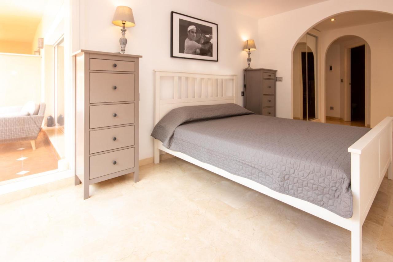 Ground Floor Apartment, Los Jardines De Santa Maria Elviria Marbella Exterior foto